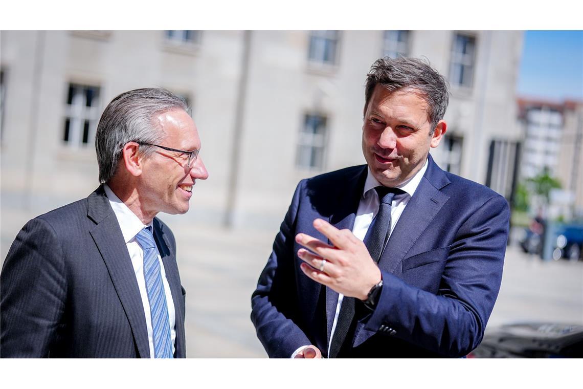 Klingbeil will Haushalt vor Sommerpause ins Kabinett bringen Vizekanzler Klingbeil hat das Finanzministerium übernommen.