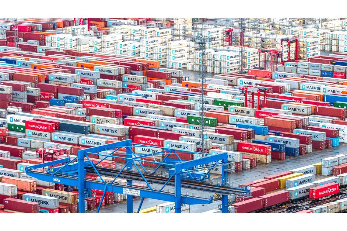 Volkswirte trauen der deutschen Wirtschaft 2026 wieder etwas mehr Wachstum zu. (Archivbild)