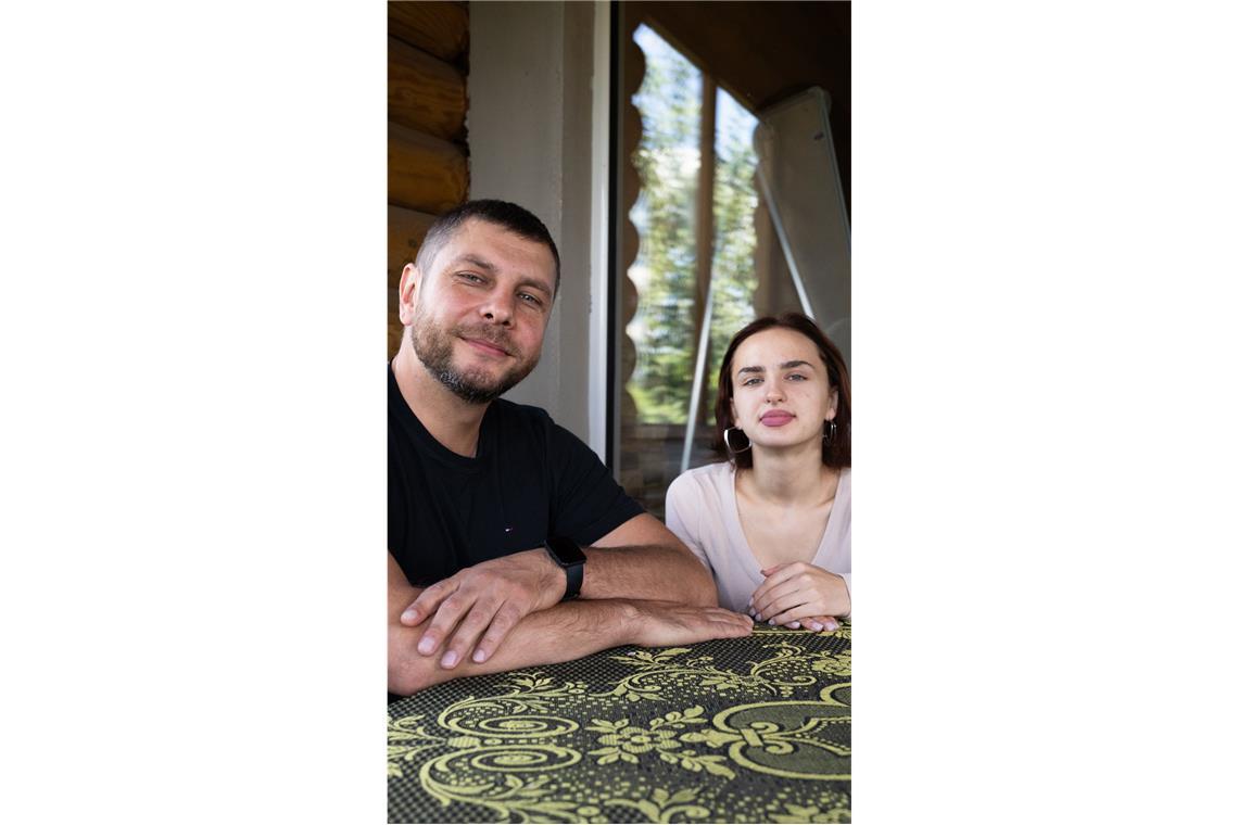 Zwei Wochen Luftalarm Volodimir Selenski und Tetiana Shvydchenko. Beide engagieren sich für soziale Projekte in Isjum.