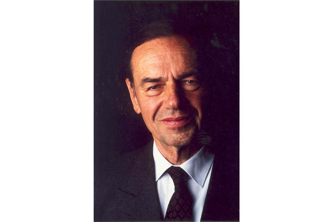 Vom Finanzvorstand der Allianz AG wird Marcus Bierich 1984 an die Spitze von Bosch berufen. Bierich fasst die Aktivitäten in der Telekommunikation in einem eigenen Unternehmensbereich zusammen. Nach Mauerfall und Wiedervereinigung forciert er die Erschließung der Märkte in Osteuropa.