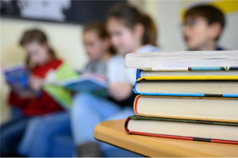 Von 2026 an haben Grundschüler neben dem Recht, Lesen, Schreiben und Rechnen zu lernen, auch ein Recht auf Betreuung.