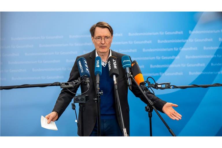 Von der elektronischen Patientenakte erhofft sich der scheidende Gesundheitsminister Karl Lauterbach (SPD) große Verbesserungen.