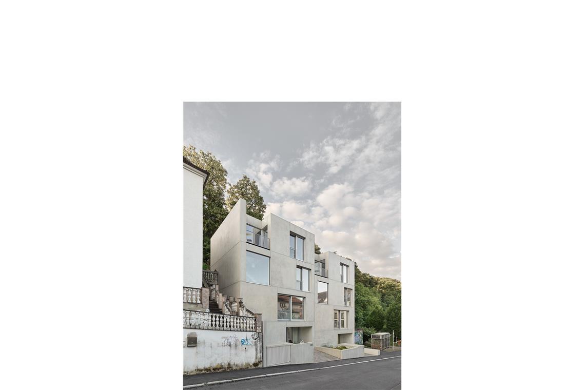VON M Architekten entwarfen das Stuttgarter Doppelhaus, es entstand auf einer ehemaligen Brachfläche und Garage.
