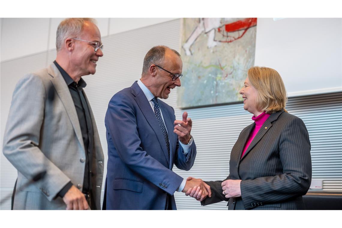 Vor allem für SPD-Chefin Bas hat Merz nette Worte parat.