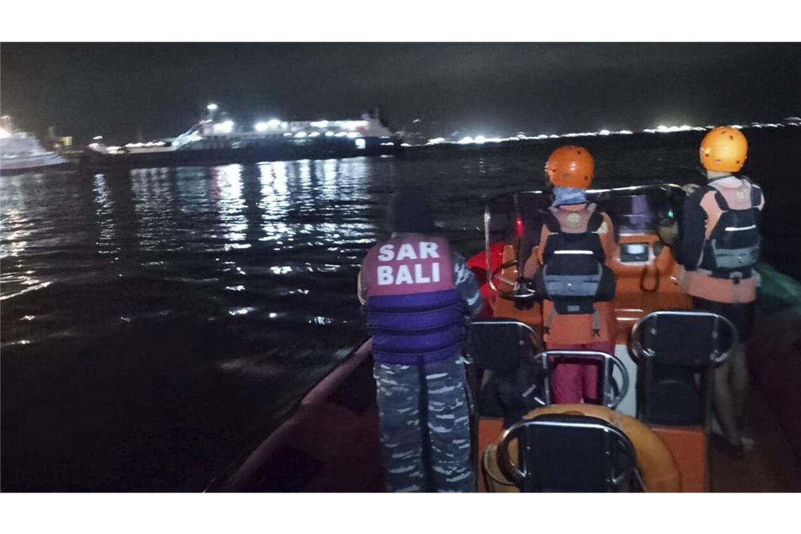Vier Tote nach Fährunglück vor Bali Vor Bali ist eine Fähre gesunken.