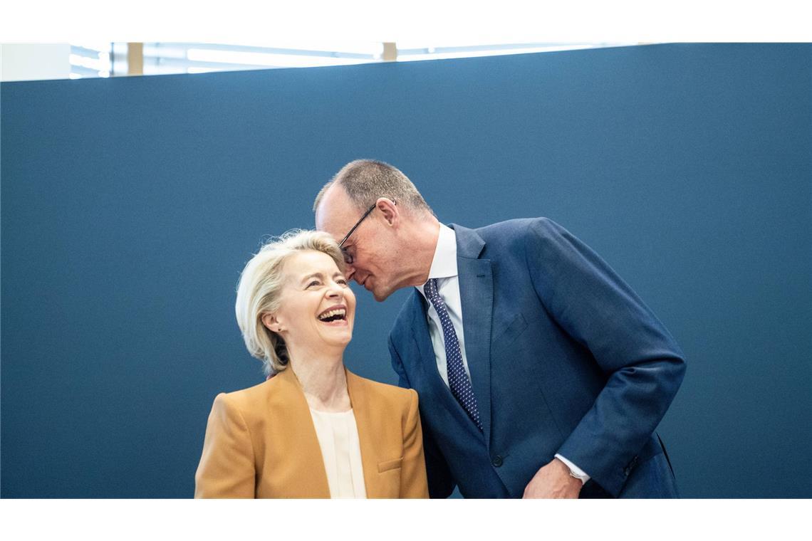 Europa erwartet viel von einem Kanzler Friedrich Merz Vor dem Krisengipfel trifft CDU-Chef Friedrich Merz die EU-Kommissionspräsidentin Ursula von der Leyen – die Erwartungen aus Brüssel an ihn sind riesig (Archivbild).