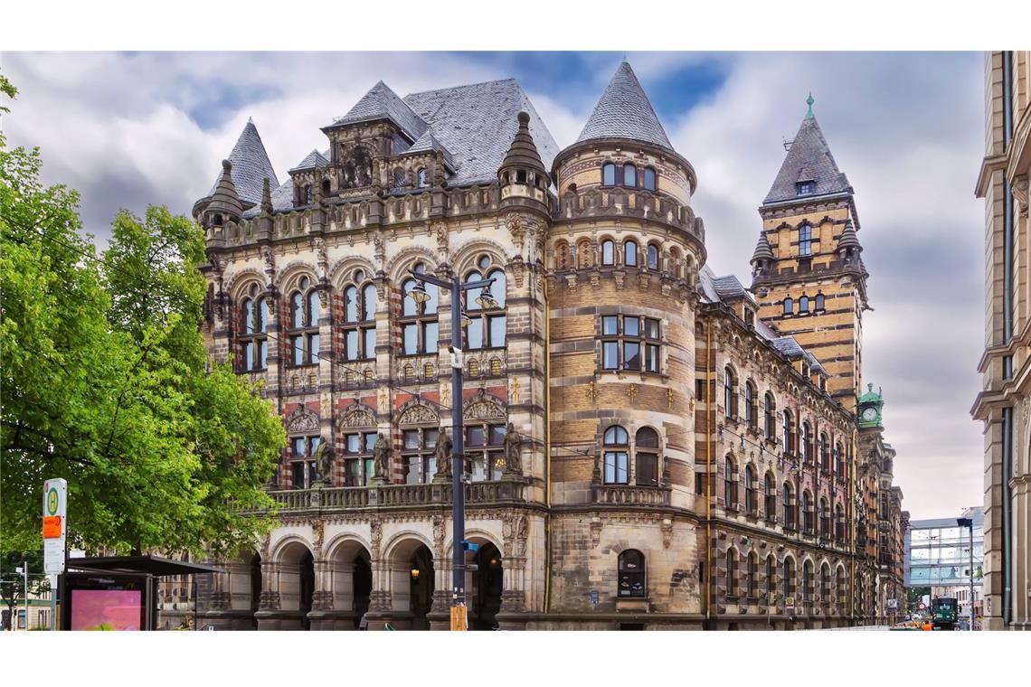 Vor dem Landgericht in Bremen ist ein Tanztrainer wegen sexuellen Missbrauchs von Kindern und Jugendlichen zu einer Haftstrafe verurteilt worden (Symbolfoto).