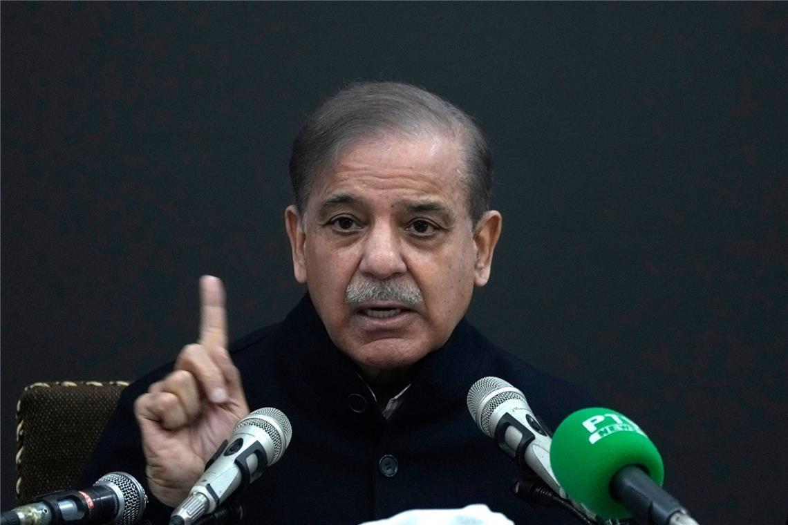 Vor dem möglichen Beginn der Friedensverhandlungen mit den USA in Islamabad hat die iranische Delegation den pakistanischen Premierminister und Vermittler Shehbaz Sharif getroffen.