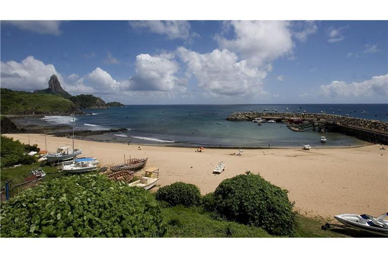 Vor der Küste des Inselparadies' Fernando de Noronha geschah das Unglück, bei dem ein Crew-Mitglied der "Malizia Explorer" ums Leben kam. (Archivbild)