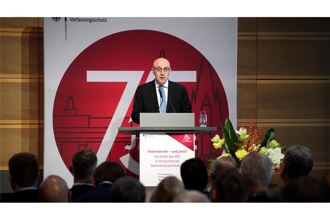 Vor einigen Wochen feierte das Bundesamt für Verfassungsschutz sein 75-jähriges Bestehen.