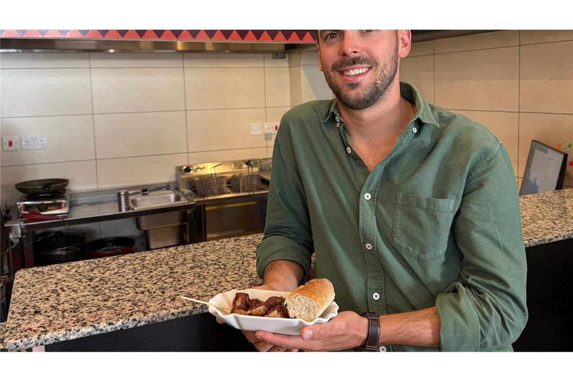 Vor knapp einem Jahr eröffnete Fabian Förster "Dieters Grill", ein kleines Imbissrestaurant in Nairobi.