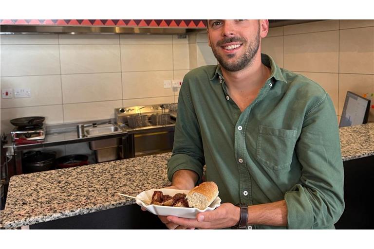 Vor knapp einem Jahr eröffnete Fabian Förster "Dieters Grill", ein kleines Imbissrestaurant in Nairobi.
