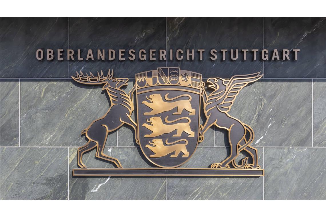 „Sonst blase ich euch das Licht aus!“ Vor knapp einem Jahr hat die Verhandlung im Terrorprozess rund um Prinz Reuß begonnen.