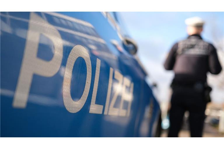 Vor rund zwei Wochen hatten Einsatzkräfte bei einer Durchsuchungsaktion die falsche Wohnung gestürmt. (Symbolbild)