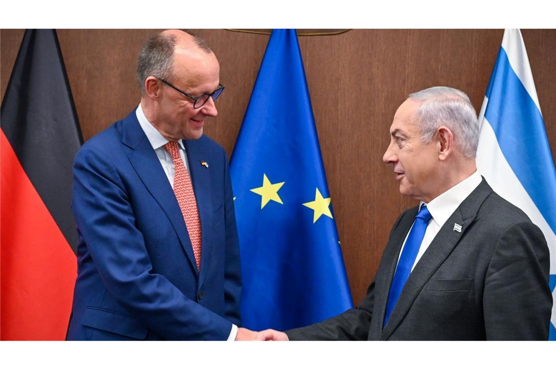 Vor seiner Wahl zum Kanzler traf Merz Israels Ministerpräsidenten Benjamin Netanjahu - inzwischen kritisiert er dessen Politik scharf. (Archivbild)