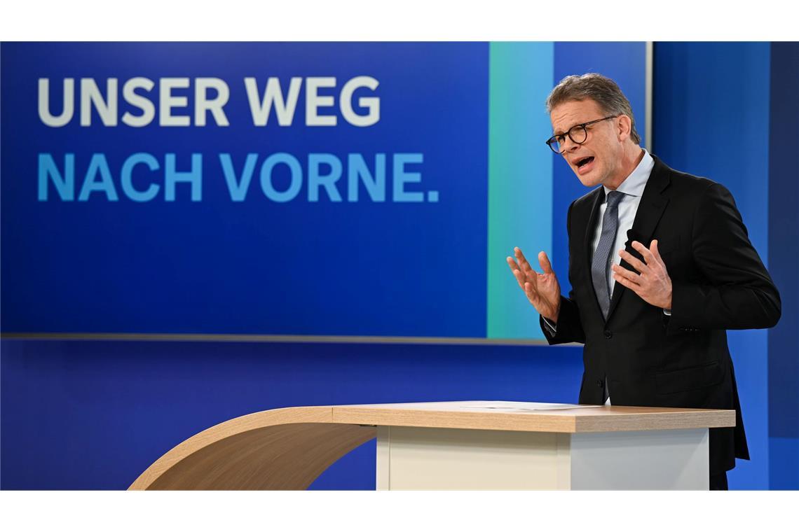 Vorstandschef Sewing: Höchster Vorsteuergewinn in einem Quartal seit 14 Jahren (Archivbild)