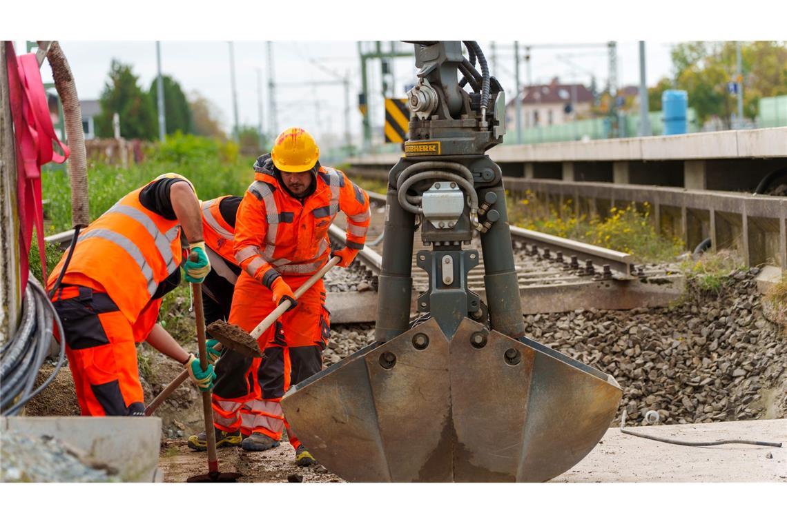 Union stellt Generalsanierung des Schienennetzes infrage Während der Bauarbeiten werden die jeweiligen Strecken für mehrere Monate gesperrt. (Archivbild)
