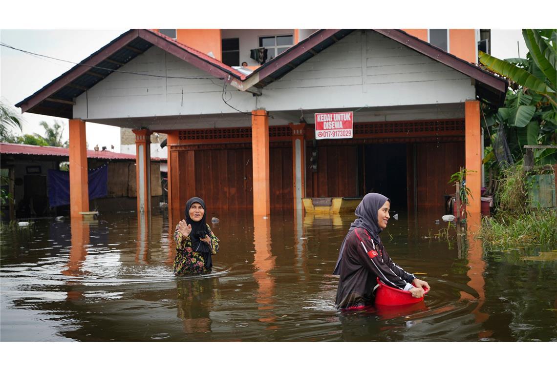 Dutzende Tote nach Extremregen in Malaysia und Thailand Während der Monsunzeit regnet es oft - aber selten so stark wie in den vergangenen Tagen.