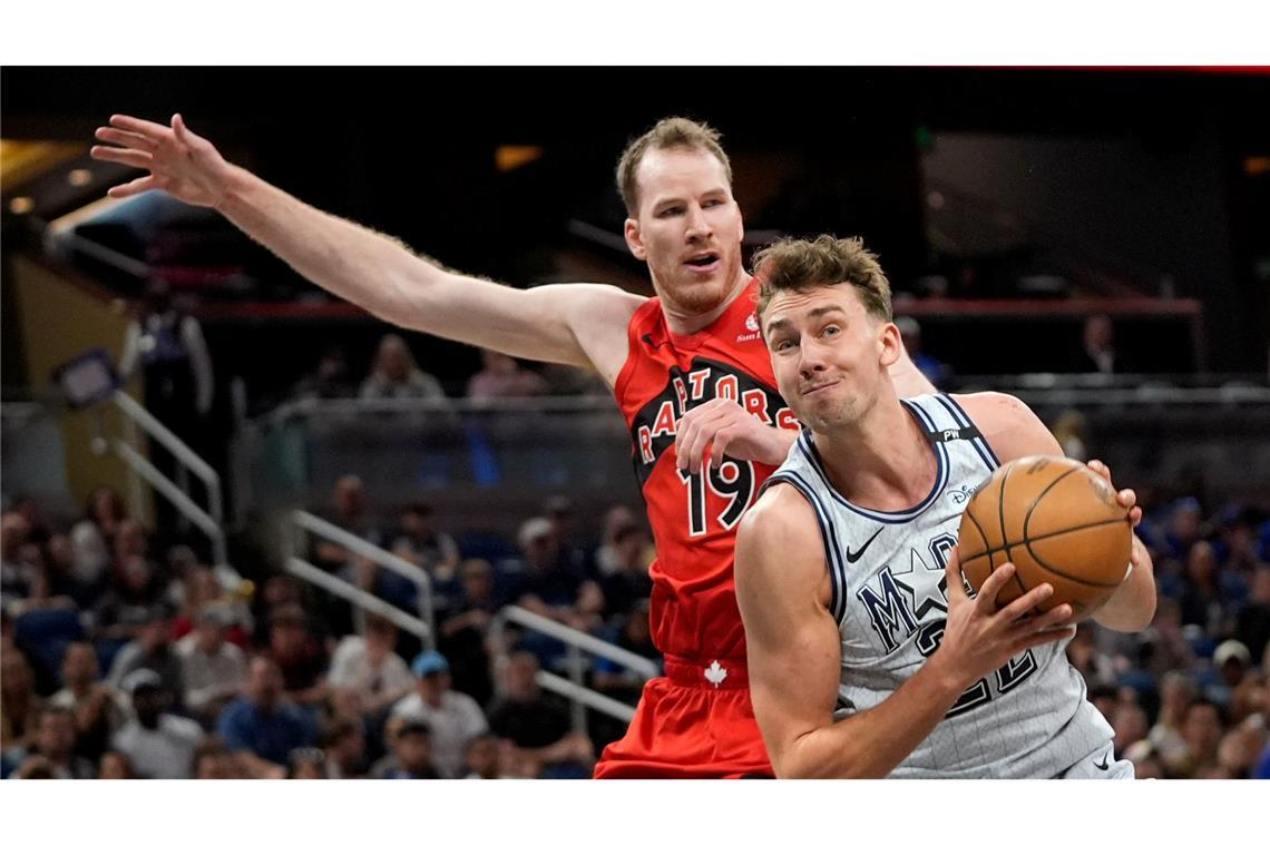NBA: Franz Wagner wird für Orlando zum tragischen Helden Wagner (r.) glänzte zum wiederholten Male als Topscorer für Orlando.