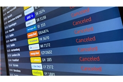 Warnstreik legt Flugbetrieb am BER lahm