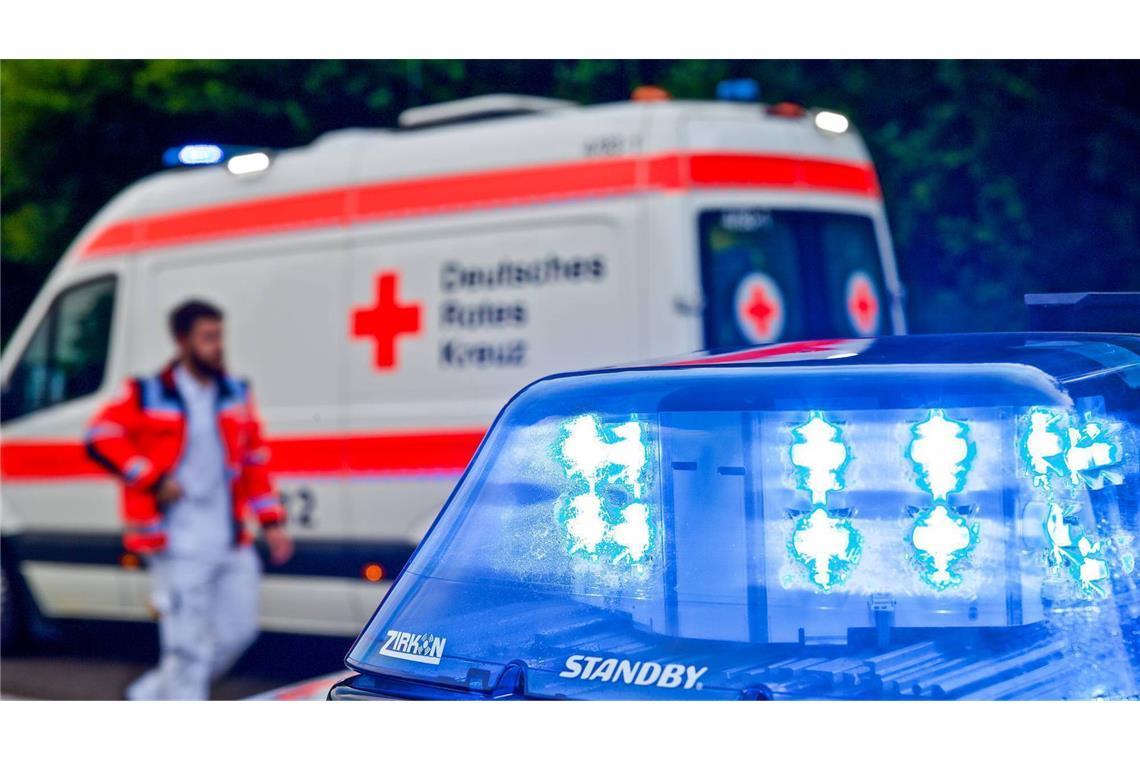 Zwei Schwerverletzte nach Unfall auf B10 – ein Mann in Lebensgefahr Warum es zu dem Unfall kam, ist noch unklar. (Symbolfoto)