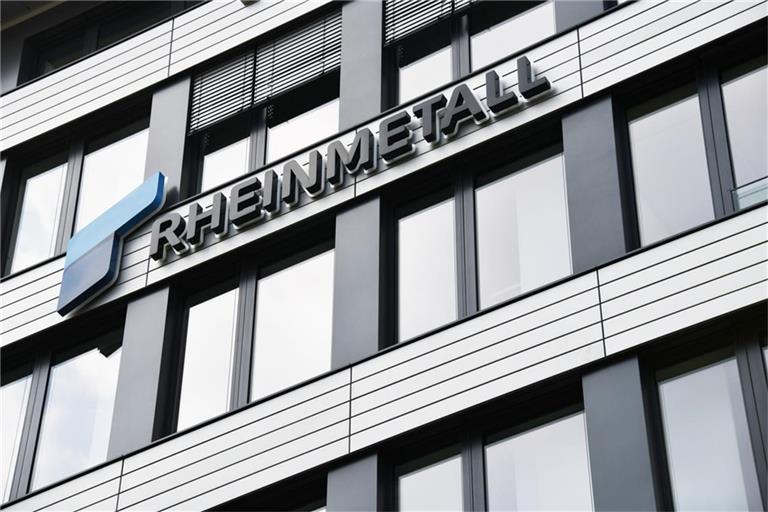 Warum fällt die Rheinmetall-Aktie? Alle Gründe für den aktuellen Kursrückgang - von Gewinnmitnahmen bis Charttechnik & Ausblick.