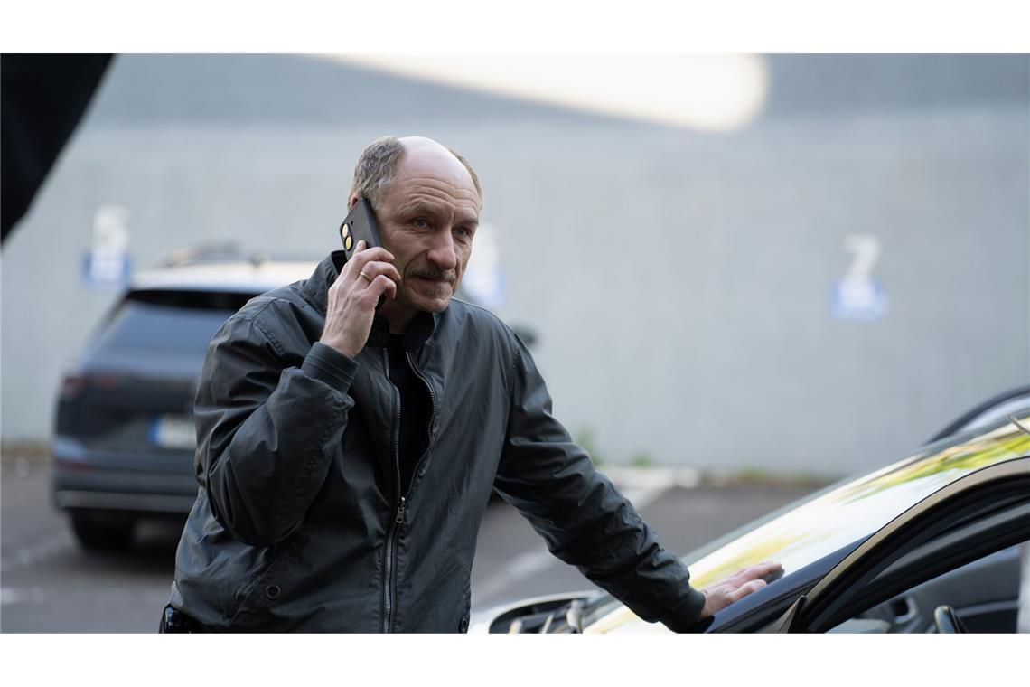 Warum hat Kommissar Christian Möller (Michael Schenk) den Tod eines Gutachters als Selbstmord eingestuft?