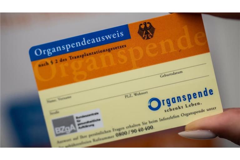 Was, wenn ein Spenderorgan eintrifft, aber der oder die Bedürftige nicht erreichbar ist? Dann kann auch die Polizei zum Einsatz kommen, wie eine Geschichte aus Bingen zeigt.