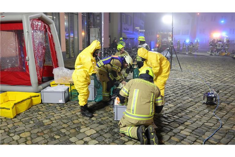Wegen der unklaren Gefahrenlage hatten die Einsatzkräfte den Bereich rund um den Konstanzer Münsterplatz gesperrt.