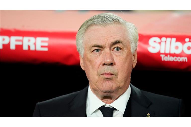 Wegen der Zukunft von Carlo Ancelotti soll eine Entscheidung gefallen sein.