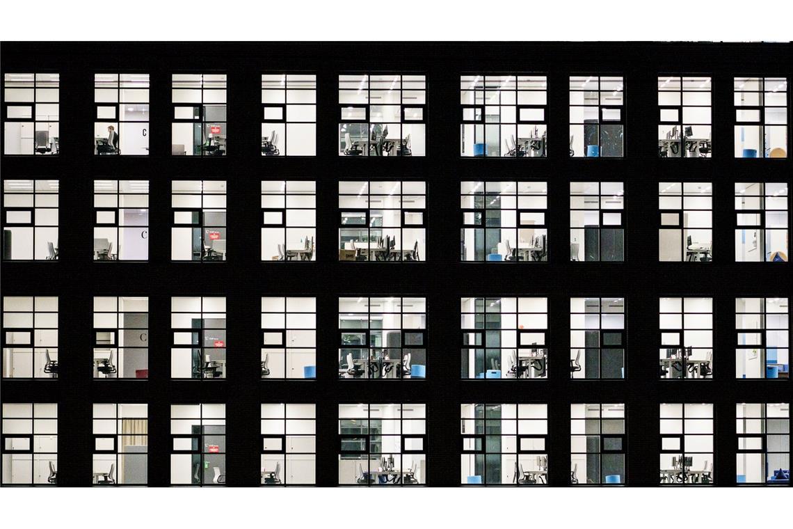Büro-Leerstand wächst - Wirtschaftskrise schreckt Firmen Wegen des Homeoffice-Trends stehen viele Büros in Deutschland leer (Archivbild)