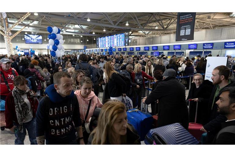 Wegen technischer Panne: Chaos an sämtlichen griechischen Flughäfen.