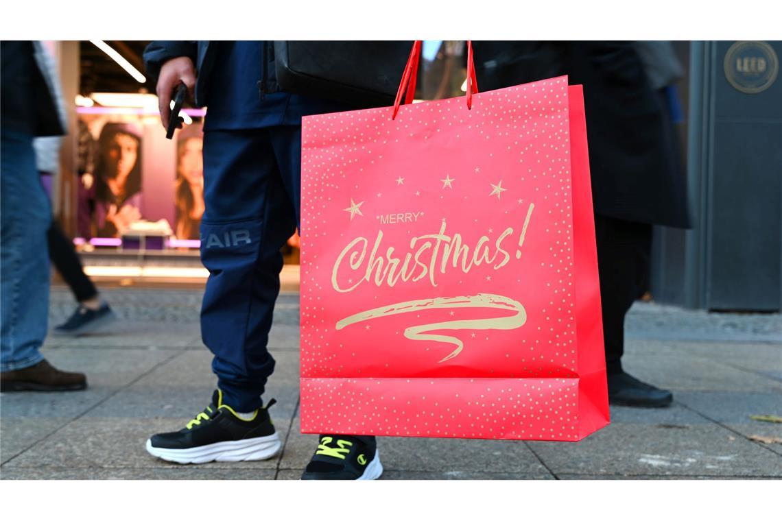 Weihnachtseinkäufe gibt es auch für sich selbst.