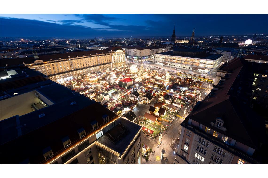 Faeser mahnt zu Wachsamkeit auf Weihnachtsmärkten Weihnachtsmärkte als Anschlagsziel? Sicherheitsexperten sprechen von erhöhter Wachsamkeit.