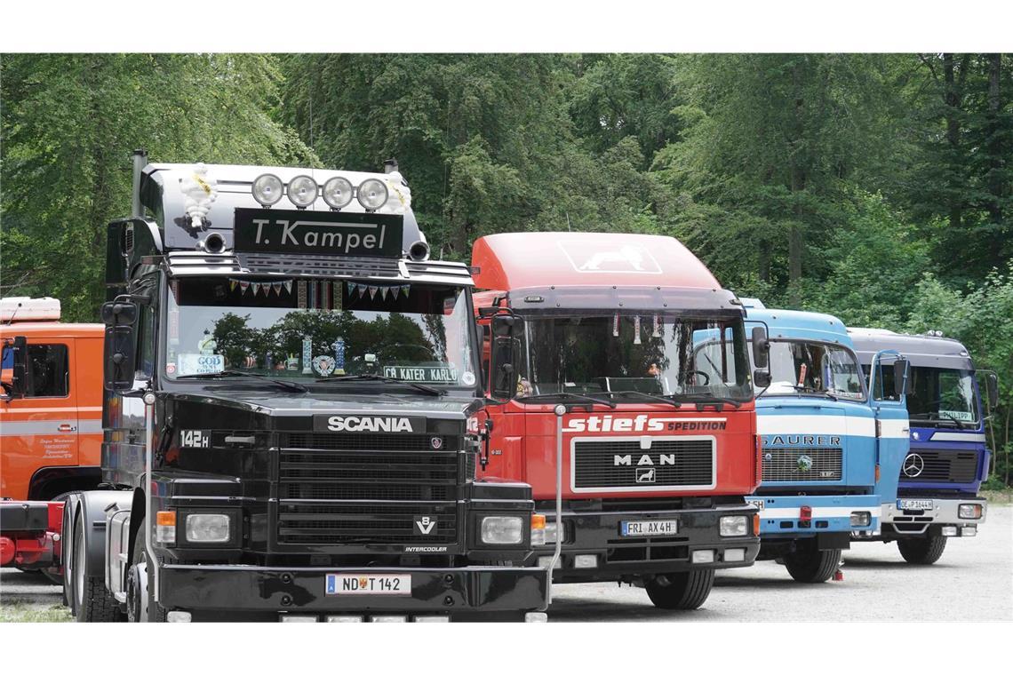 Weitere Bilder vom Lkw-Oldtimertreffen auf der Schwäbischen Alb.