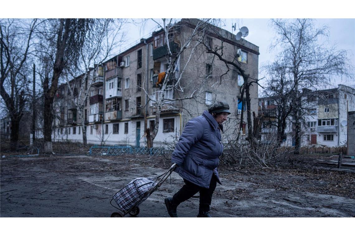 Vor erwarteter Kursk-Offensive: Ukraine fordert freie Hand Weitere Evakuierung rund um Charkiw. (Archivbild)