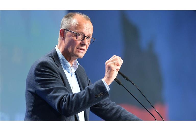 Welches Gesetz Friedrich Merz gerne streichen würde, verriet er Beim Neujahrsempfang in Halle.