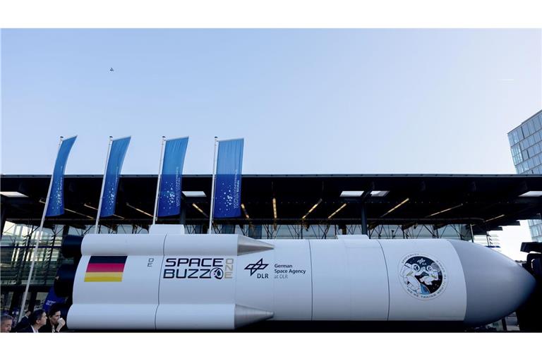 Weltraumschrott wird zunehmend zur Gefahr - darauf will eine internationale Konferenz in Bonn hinweisen.