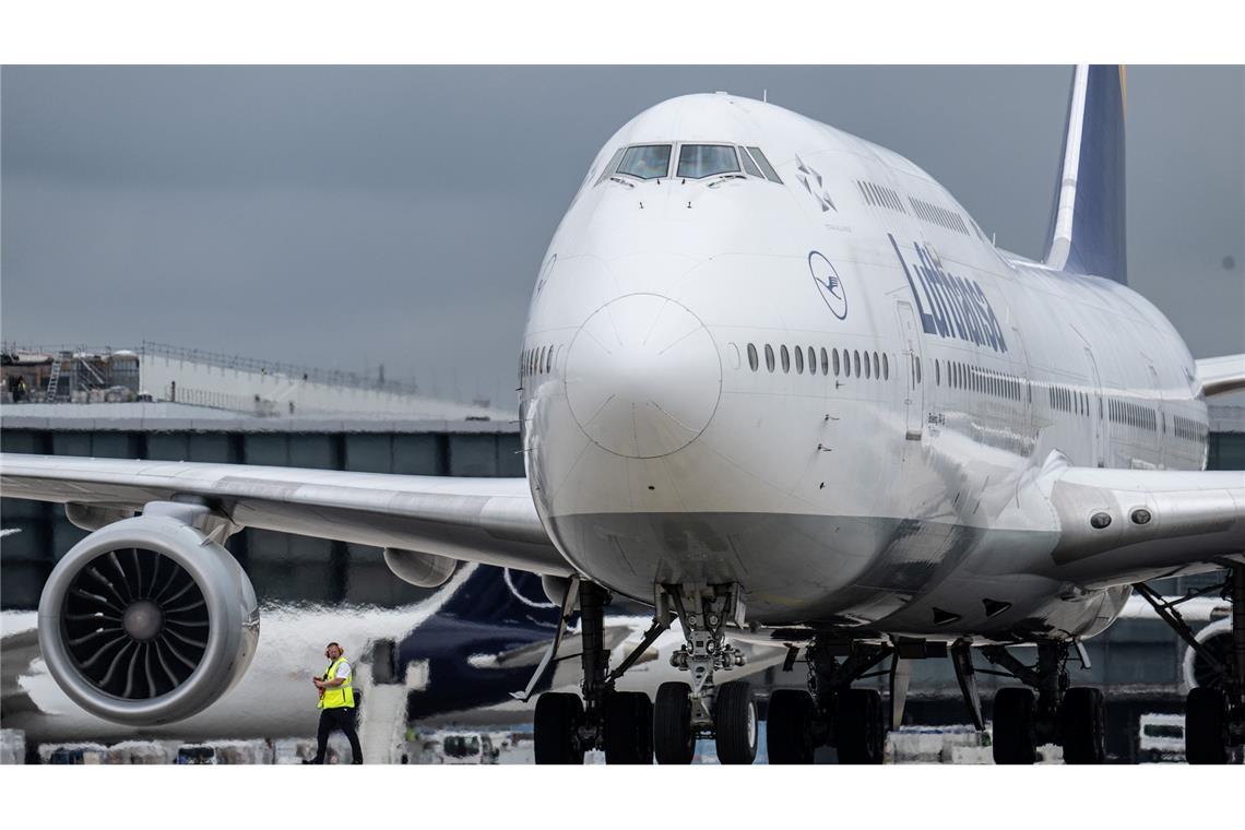 Weniger Passagiere und Fracht: Lufthansa-Streiks treffen Flughafen Frankfurt. (Archivbild)