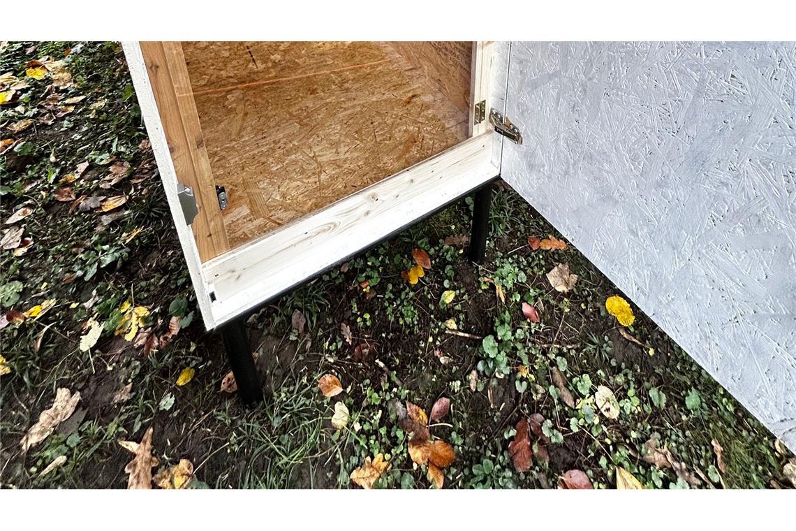 Wenn die Tür geschlossen wird, werden Tierschützer alarmiert.