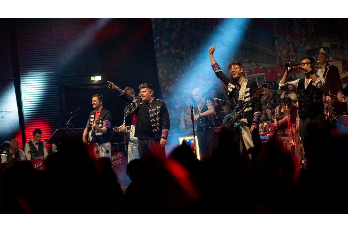 Wenn "Karnevalsmaus" läuft, tanzt das Publikum. (Archivfoto)