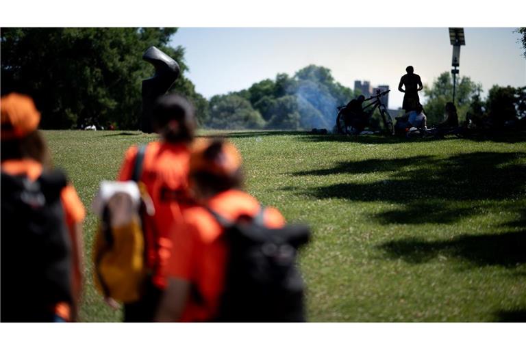 Wenn Rauch aufsteigt, wissen die Grill-Scouts: Jetzt ist ihr Rat gefragt.