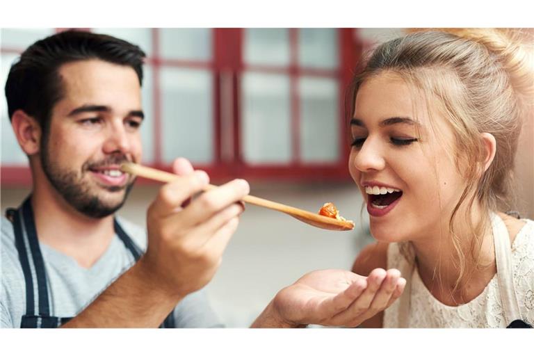 Wer kocht, der macht Freude: Der Kochbuchwinter ist dieses Jahr ein sehr guter.