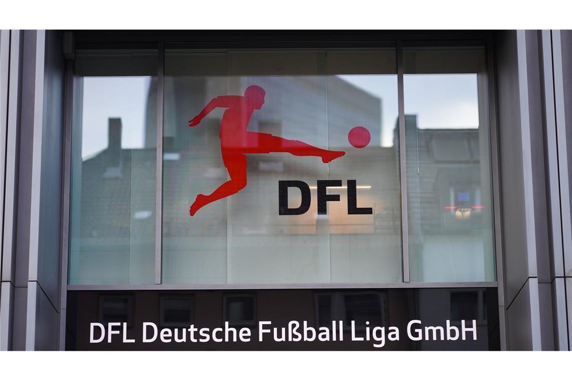 Neuer Deadline Day? - Ligen wollen Transferperiode ändern Werden bei europäischen Top-Ligen nach Saisonbeginn künftig keine Spielerwechsel mehr erlaubt sein (Symbolfoto)?