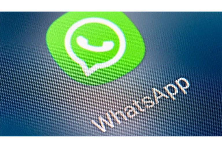 WhatsApp gehört seit 2014 zum Facebook-Konzern. (Archivbild)