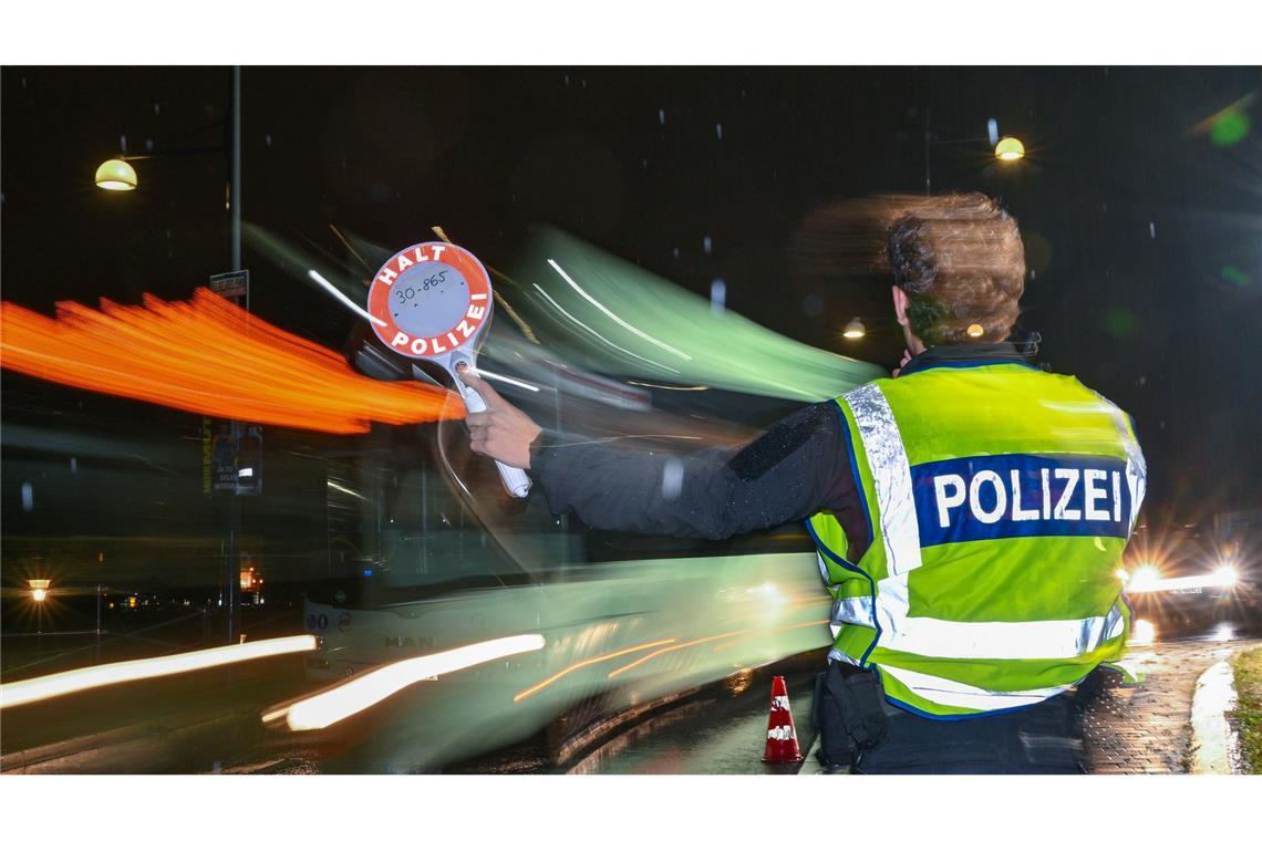 Mehrheit für Unions-Migrationsverschärfungen auf der Kippe Wie hier an einem deutsch-polnischen Grenzübergang soll es nach dem Willen mancher Politiker mehr Grenzkontrollen geben.