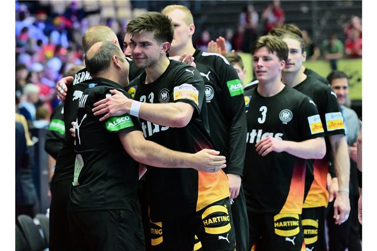 Wie kommt die deutsche Nationalmannschaft bei der Handball-Europameisterschaft der Männer 2026 in das Halbfinale?
