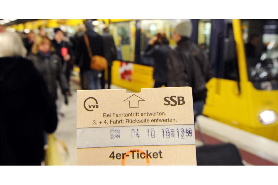 Wie lange gibt es noch 4er-Ticket für Bus und Bahn in der Region Stuttgart?