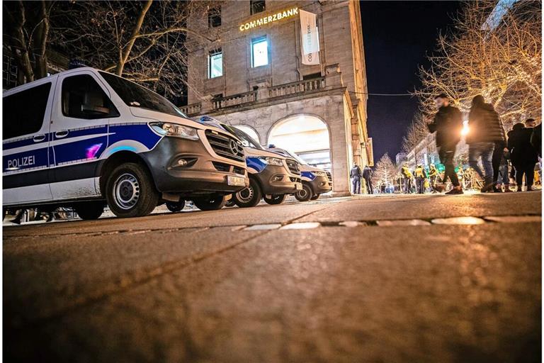 Wie sicher ist es in der Stadt? Die Meinungen gehen auseinander.
