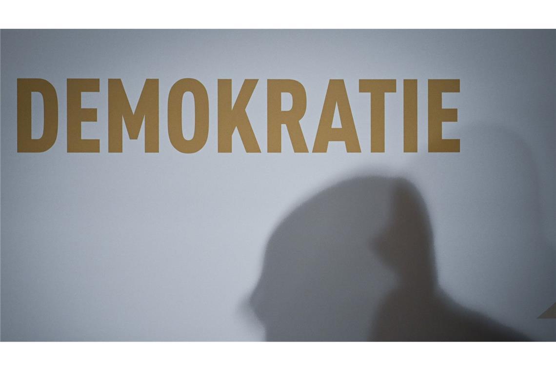 Wie steht es um die Demokratie in Deutschland? Der "Demokratiemonitor 2026" gibt Antworten. (Symbolbild)